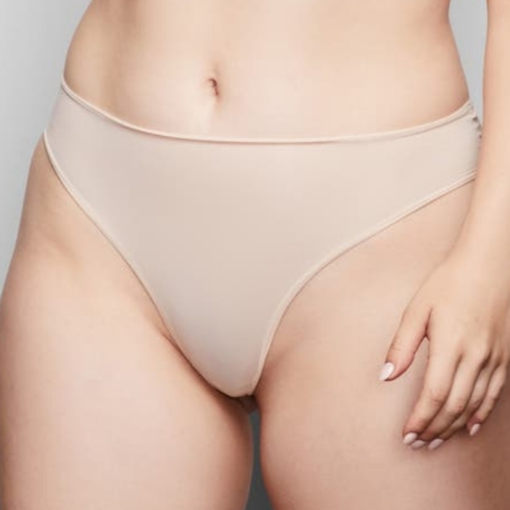 SKIMS fits everybody cheeky briefs in Sand - Picture 1 of 1